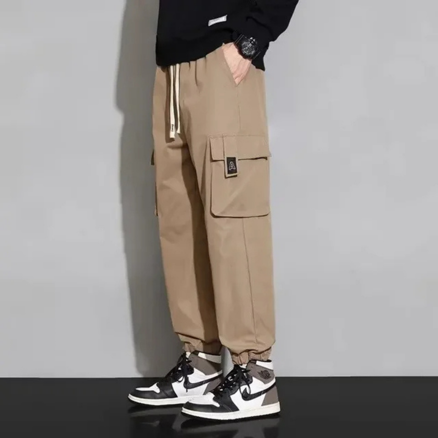 Cargo Hose mit Kordelzug und Seitentaschen für Herren | Perfekt für alle Jahreszeiten