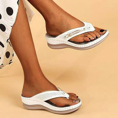 Alice Leroy | Weich gepolsterte Flip Flops Zehenstegsandalen