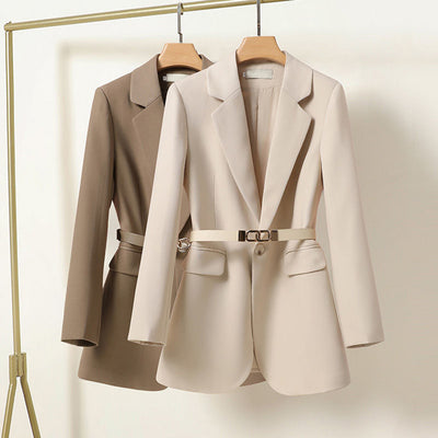 Lisa Schicker langer Blazer für Frauen mit Gürtel | Eleganz und Vielseitigkeit