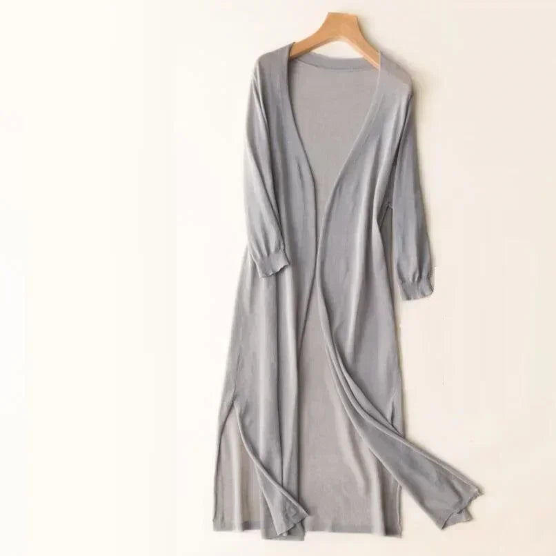 Langärmelige Daunen-Strickjacke für Frauen
