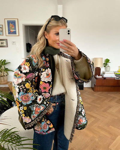 Kyra - Gefütterte Jacke mit Blumendruck für Frauen