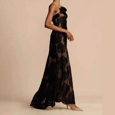 Elegantes langes Kleid aus geblümtem Mesh