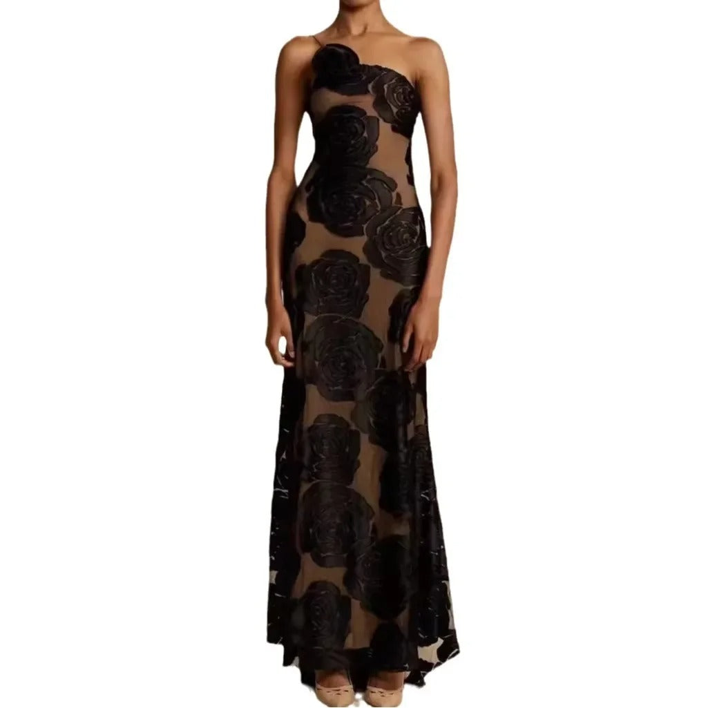 Elegantes langes Kleid aus geblümtem Mesh