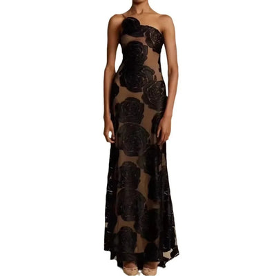Elegantes langes Kleid aus geblümtem Mesh